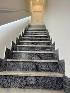 motta palace apartments and rooms