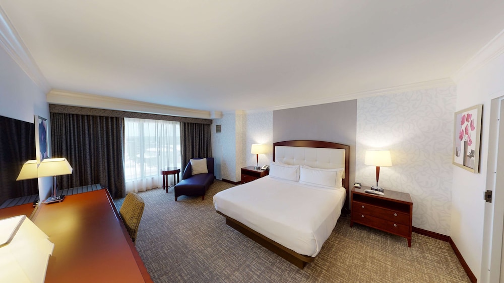 hilton charlotte uptown