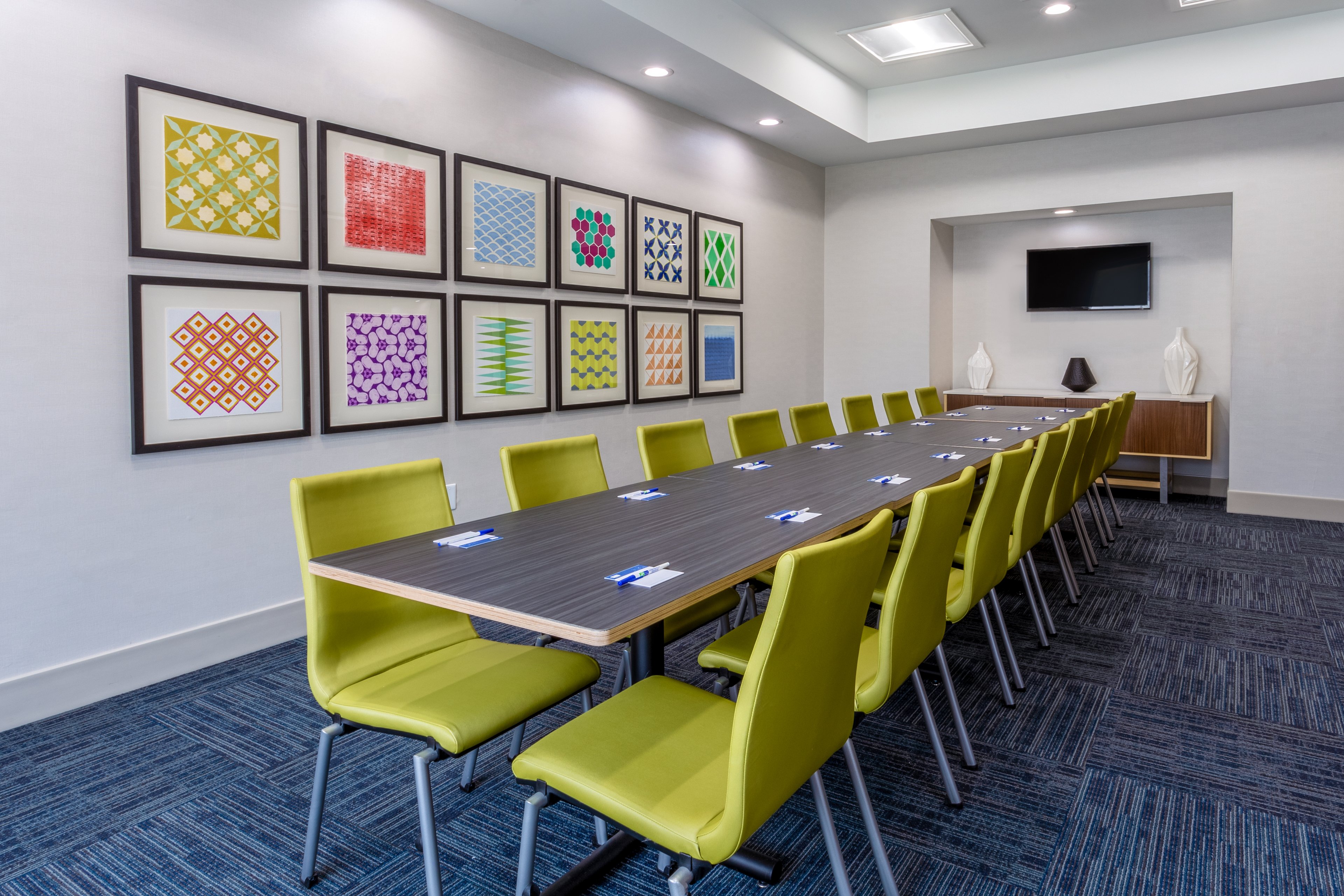 holiday inn express hotel and suites charlotte arrowood by ihg