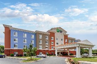 holiday inn express hotel and suites charlotte arrowood by ihg