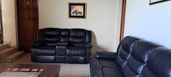 kartagus guest house