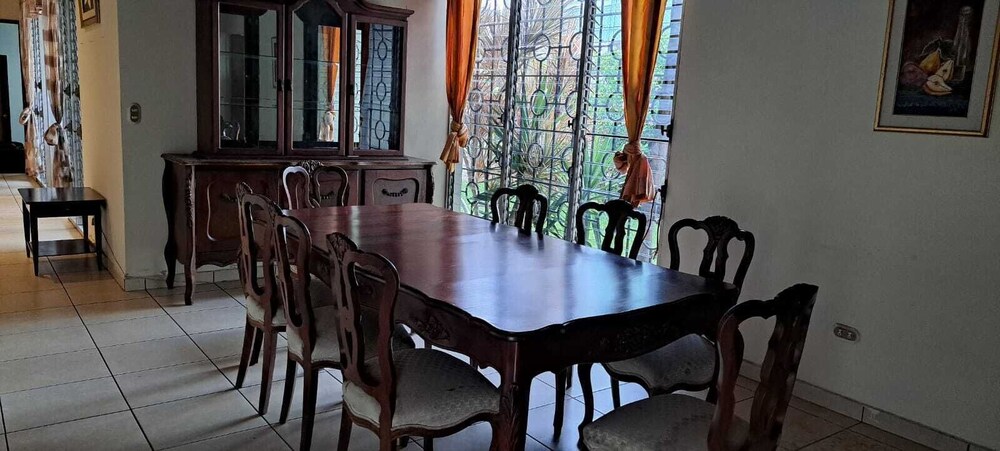 kartagus guest house