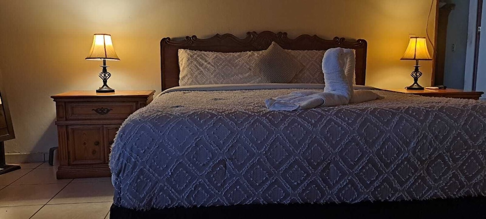 kartagus guest house