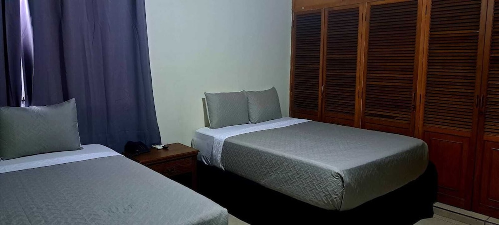 kartagus guest house
