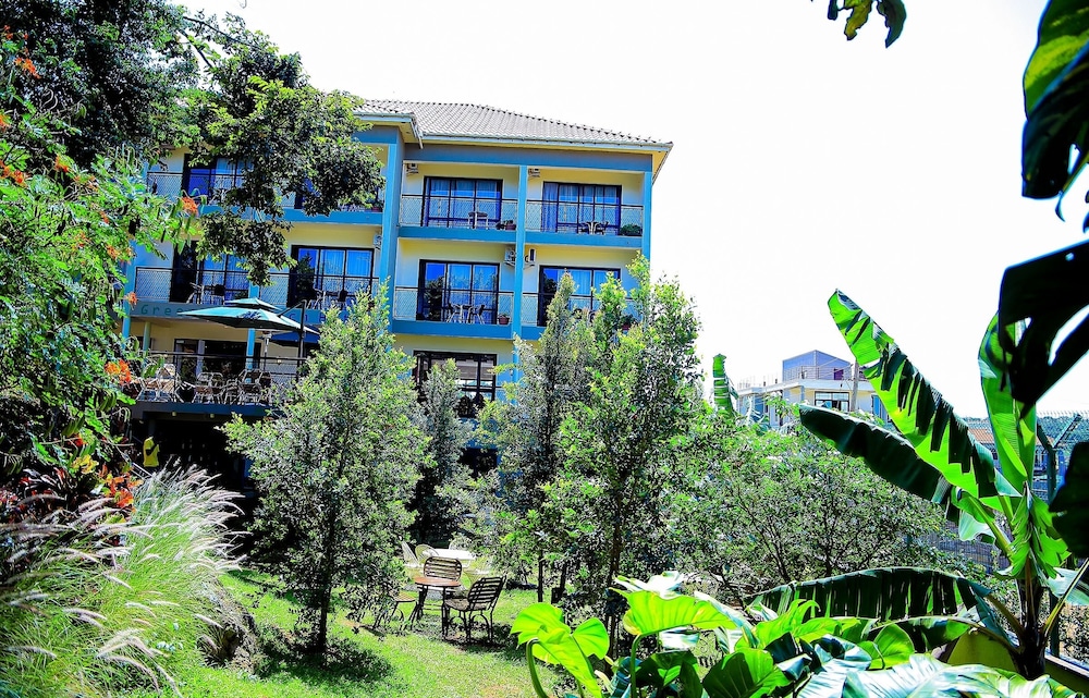 greenyard beach hotel