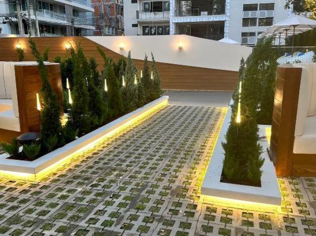 floral court hotel and residence sukhumvit