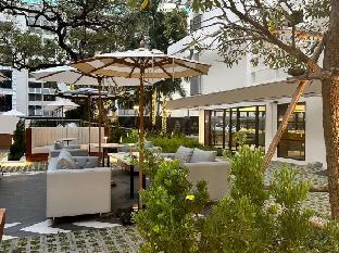 floral court hotel and residence sukhumvit
