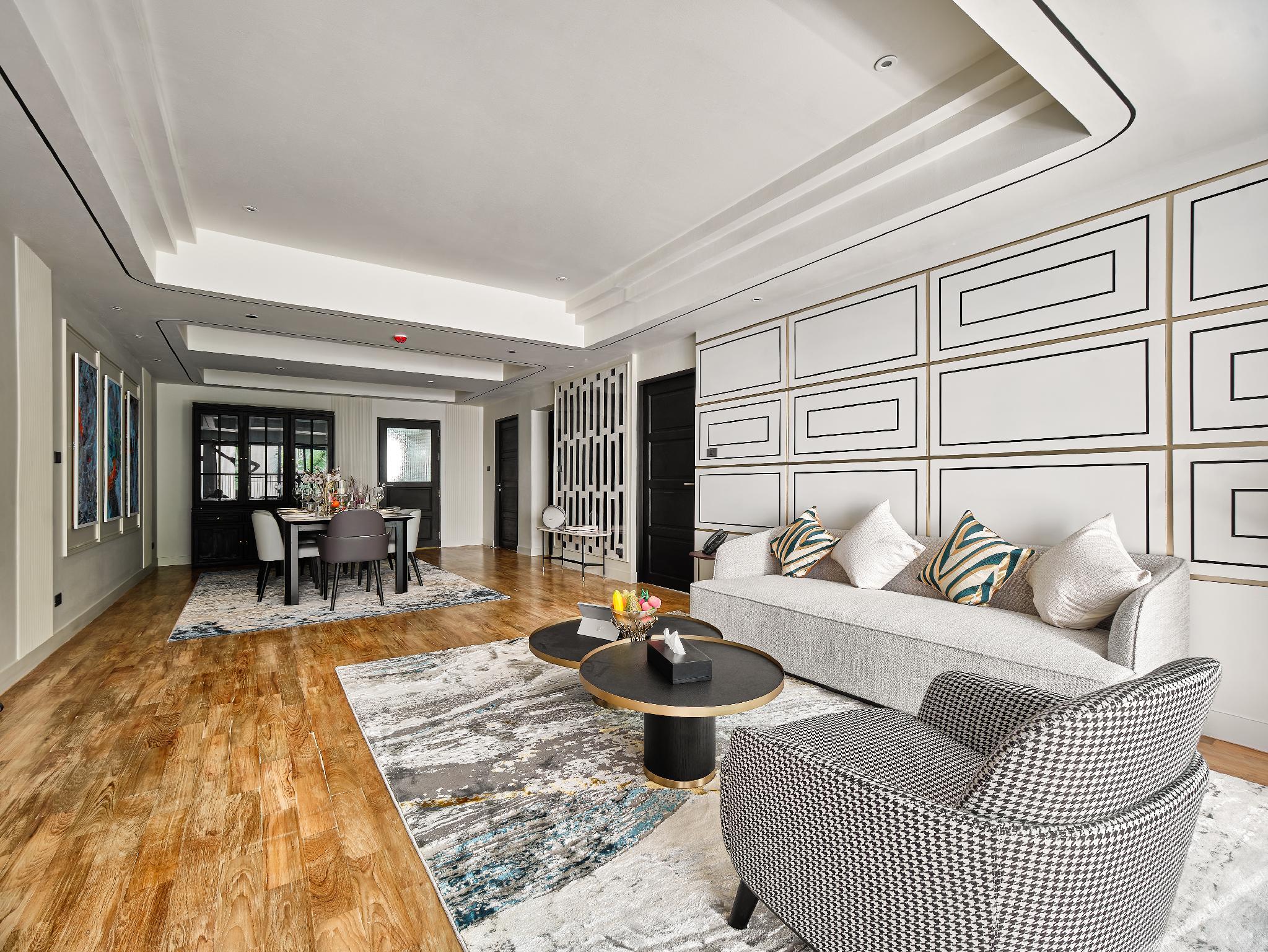 floral court hotel and residence sukhumvit