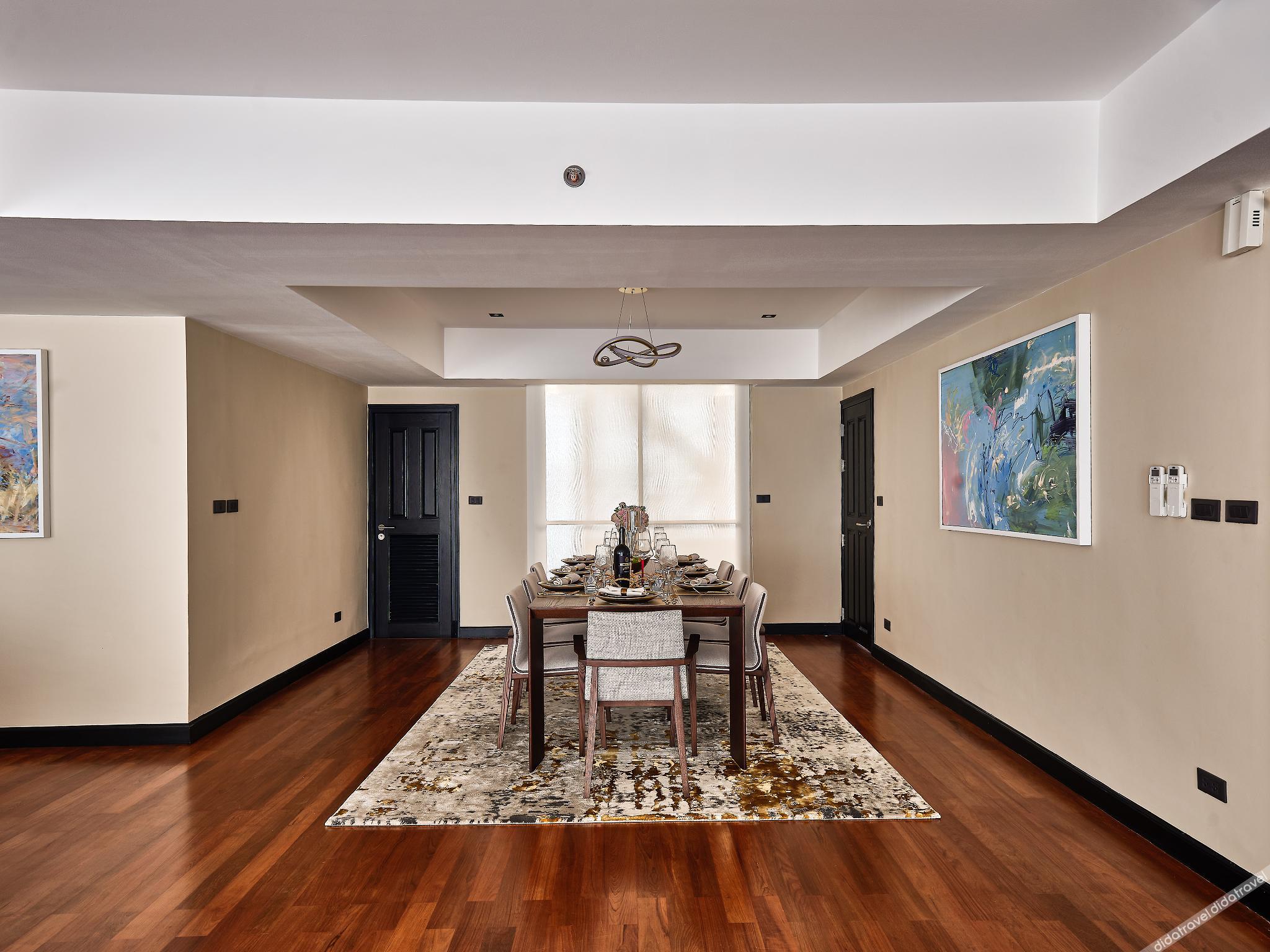 floral court hotel and residence sukhumvit