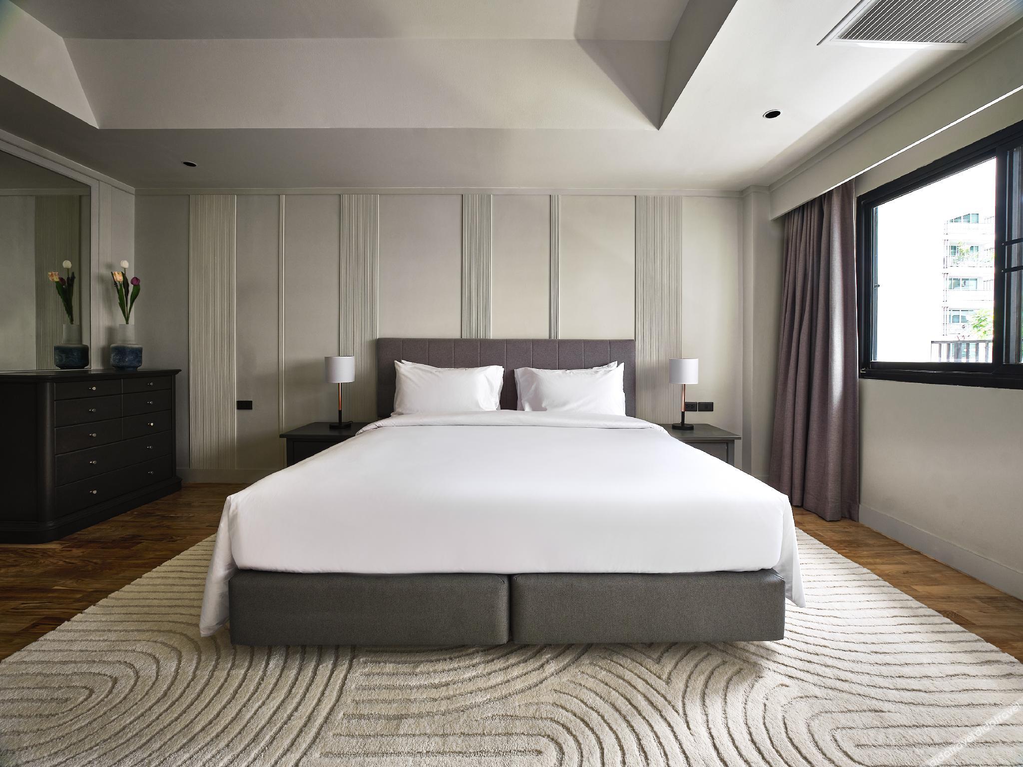 floral court hotel and residence sukhumvit