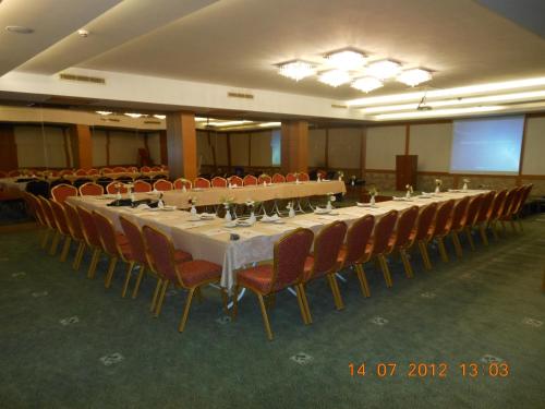 nuzhet hotel