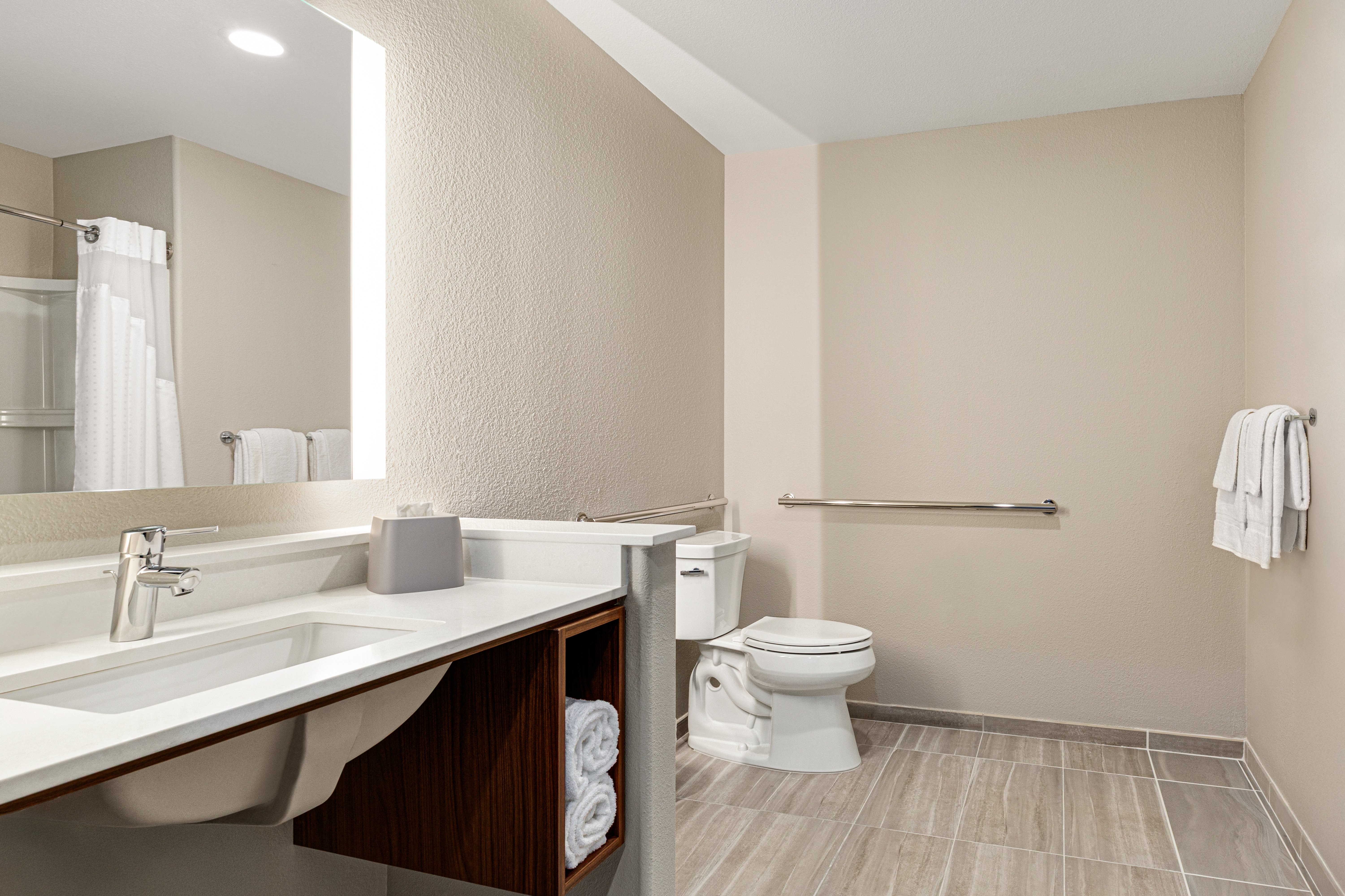 holiday inn express and suites hayward an ihg hotel