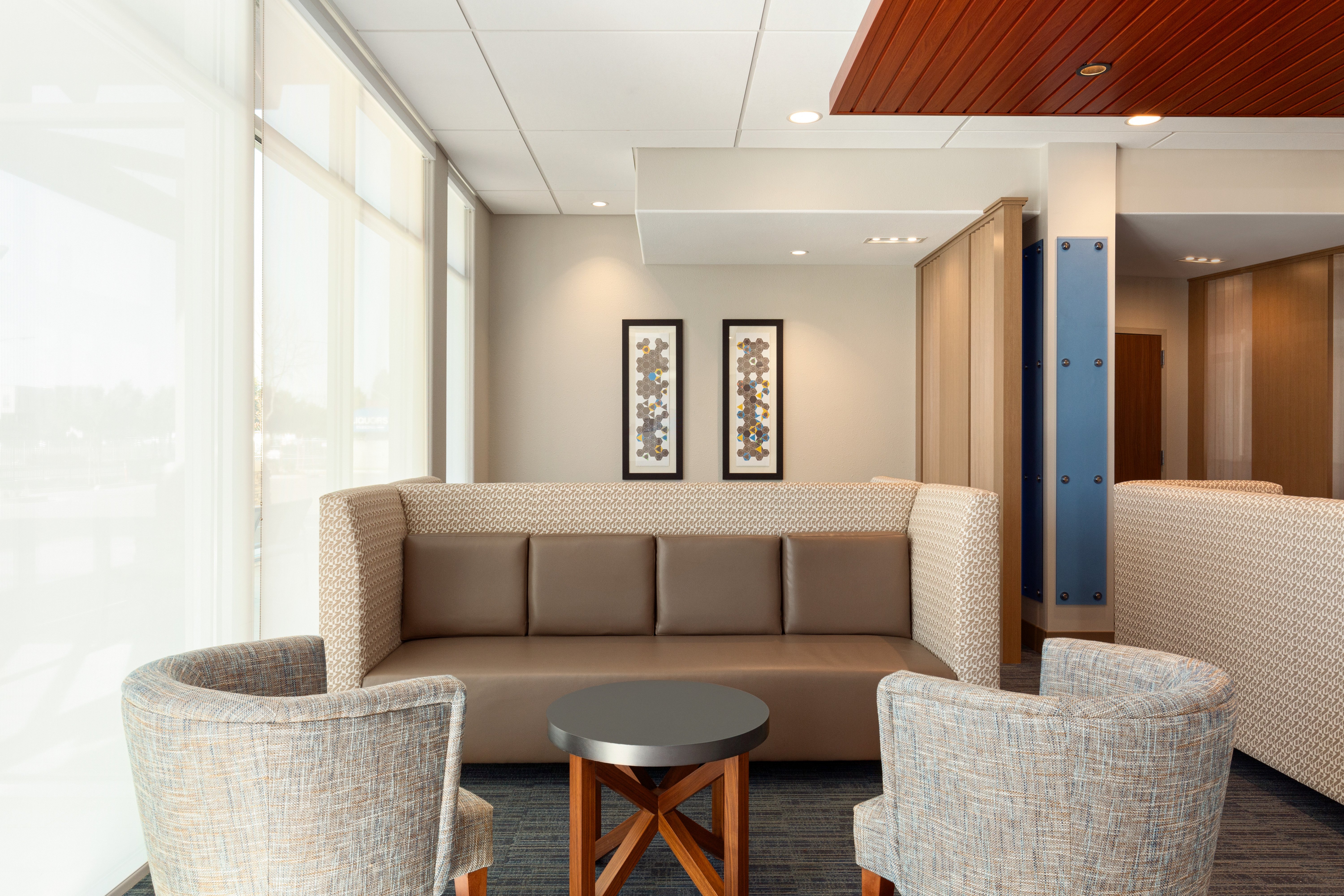 holiday inn express and suites hayward an ihg hotel