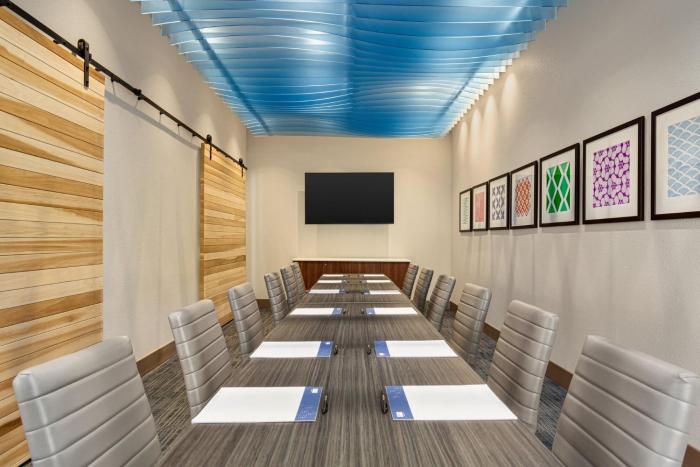 holiday inn express and suites hayward an ihg hotel