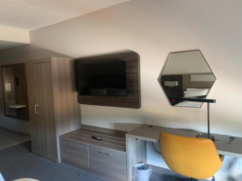 holiday inn express jesup an ihg hotel