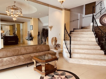 mont wind hotel tagaytay powered by cocotel