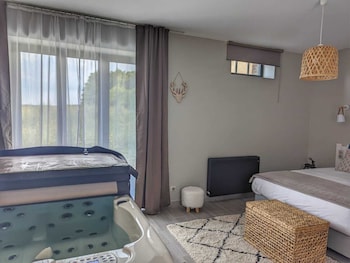 Le Clos Des Lys,Île-De-France>>Treuzy-Levelay,0 star