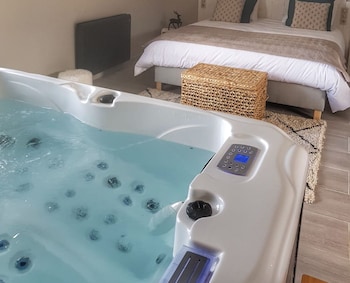 Le Clos Des Lys,Île-De-France>>Treuzy-Levelay,0 star