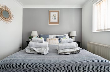 Perfect Couple Retreat To Unwindrelax With Hottub,Lewes>>Peacehaven,2 star