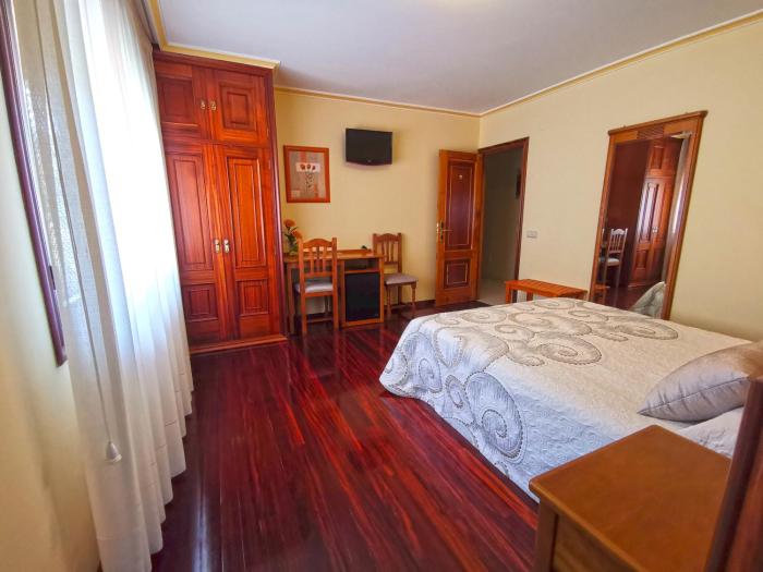 hotel linares