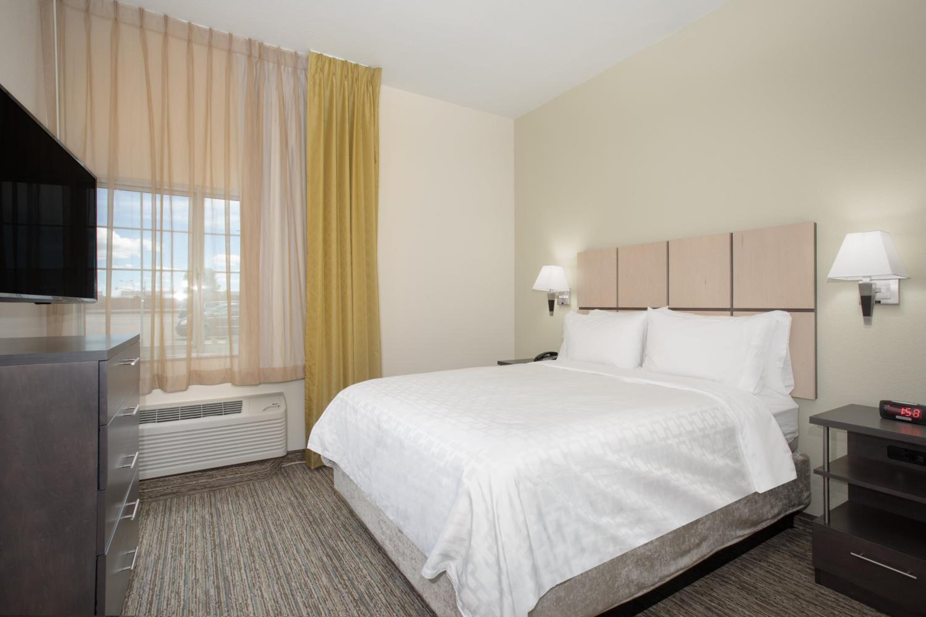 candlewood suites cheyenne by ihg