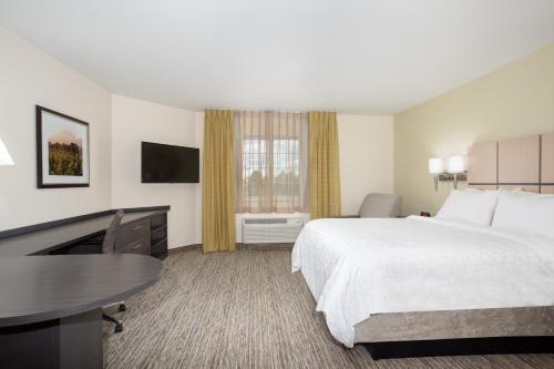 candlewood suites cheyenne by ihg