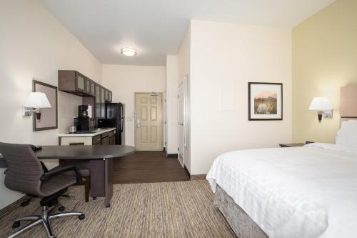 candlewood suites cheyenne by ihg