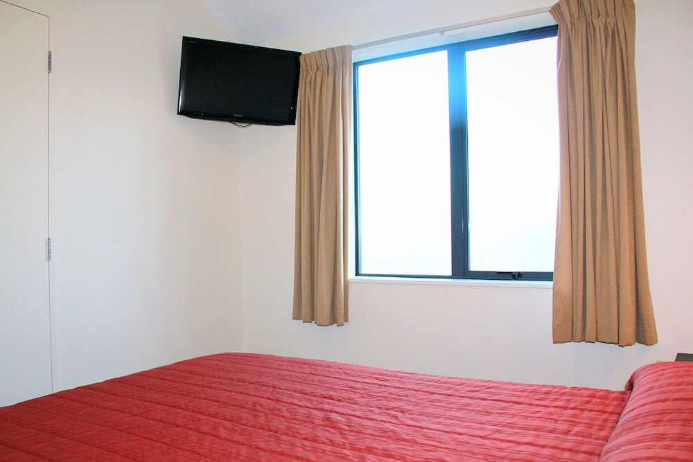 298 westside motor lodge