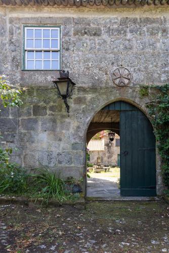 Quinta Da Comenda,Sao Pedro Do Sul>>Fornos De Algodres,2 star