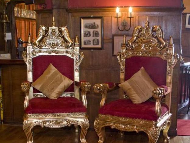 the white hart hotel