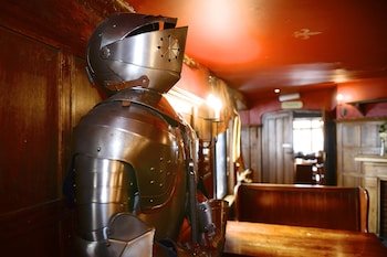 the white hart hotel