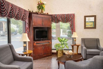 Days Inn By Wyndham Thomaston,Griffin>>Georgia,2 star