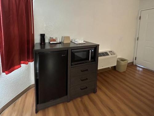 studio 6 suites riverside ca