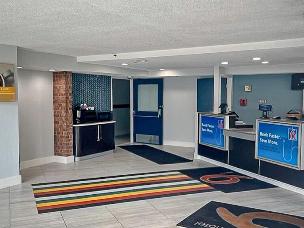 studio 6 east syracuse ny airport