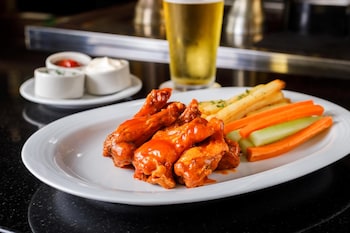 real inn tijuana by camino real hotels