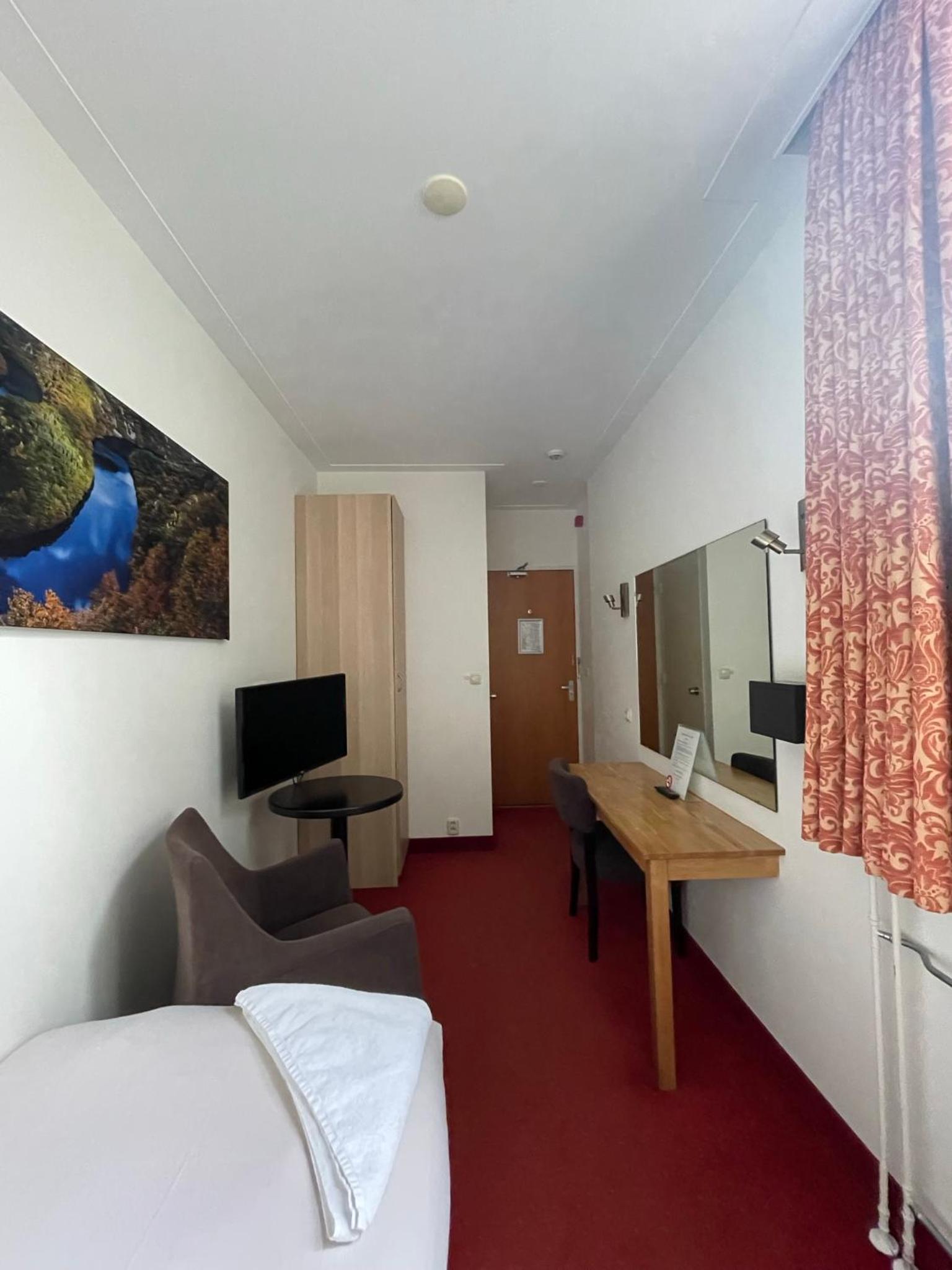 amsterdam wiechmann hotel