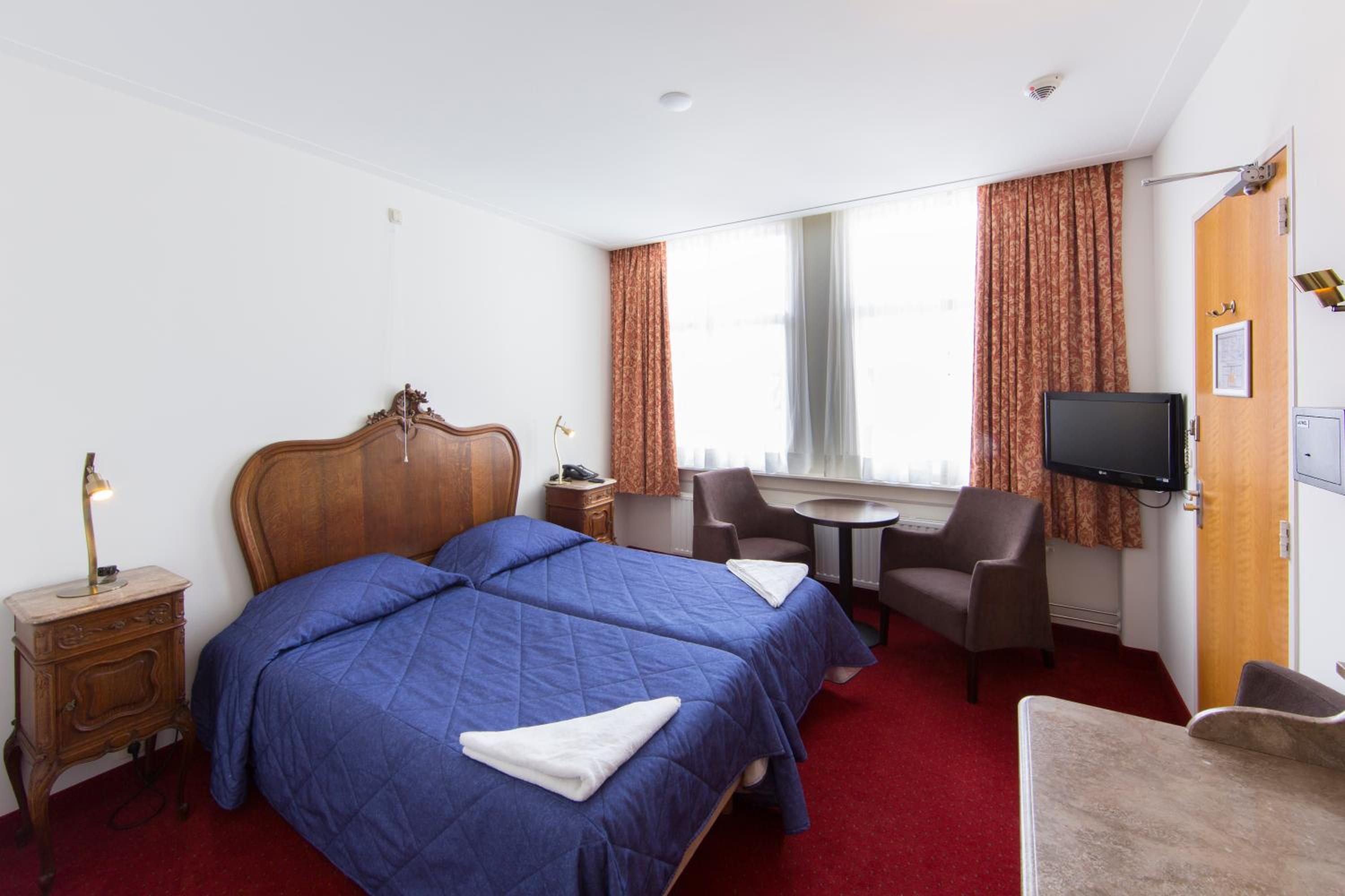 amsterdam wiechmann hotel