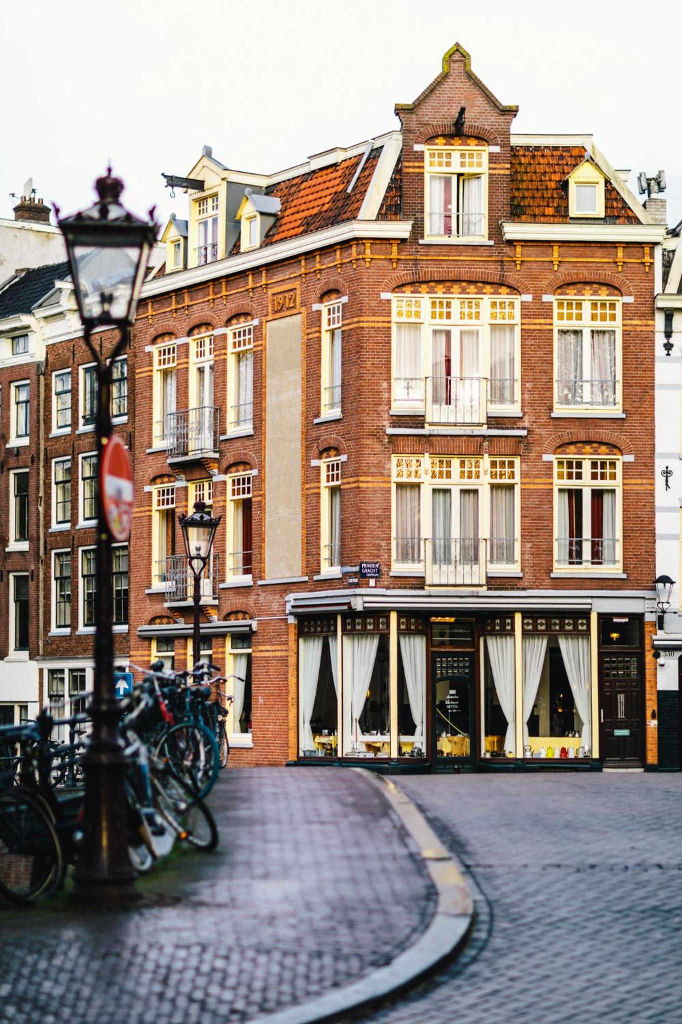 amsterdam wiechmann hotel