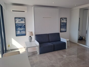 beautiful studio in gibraltar e1 suites and spa