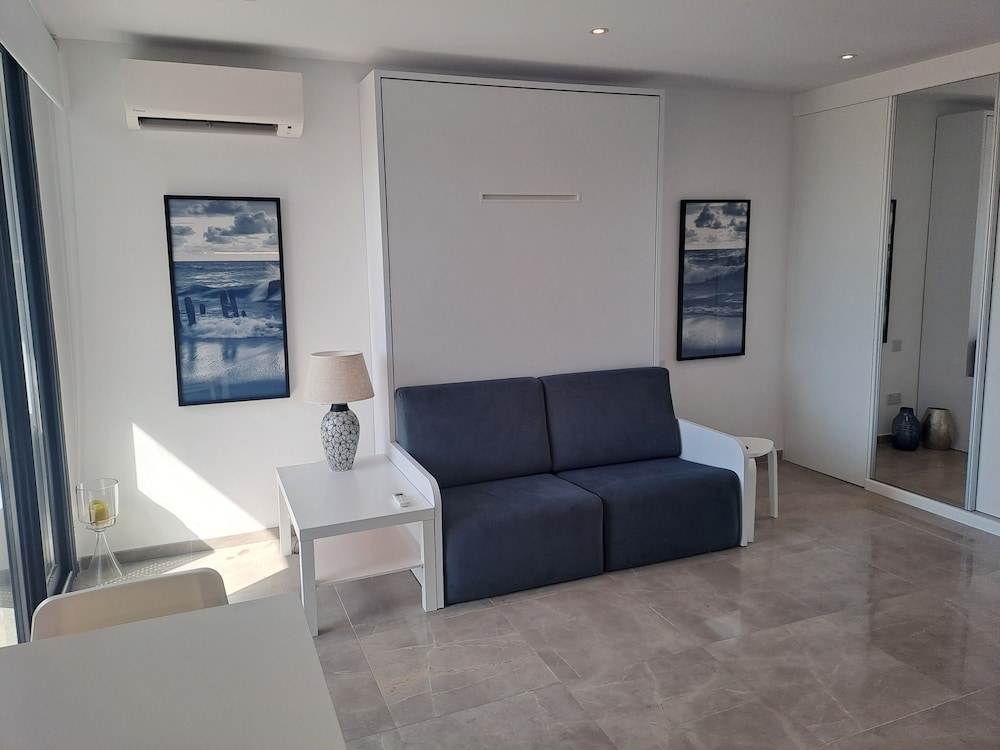 beautiful studio in gibraltar e1 suites and spa
