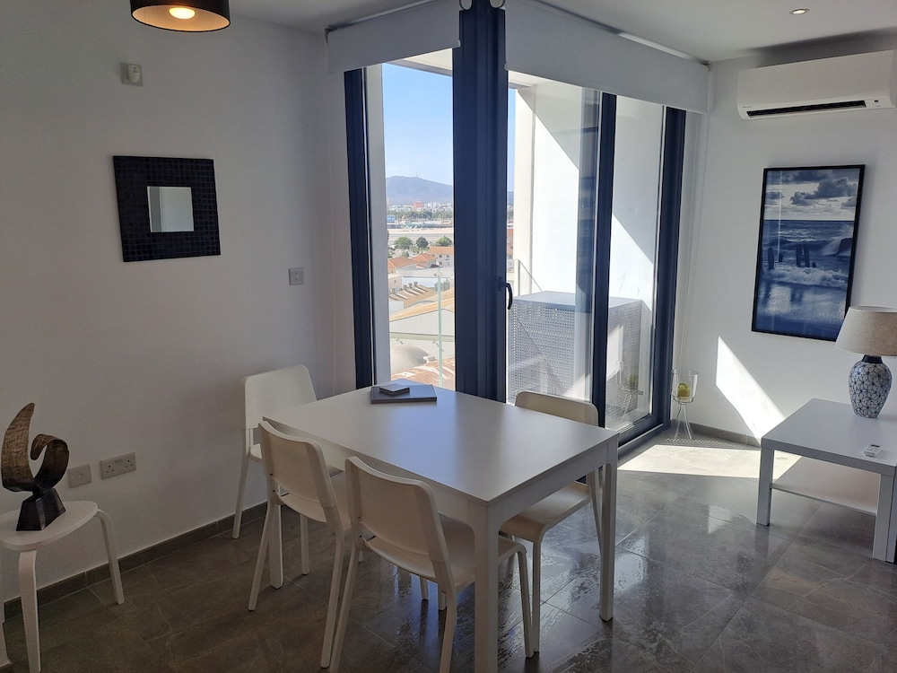 beautiful studio in gibraltar e1 suites and spa