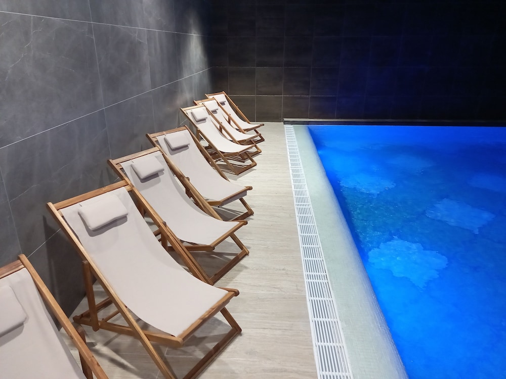 beautiful studio in gibraltar e1 suites and spa