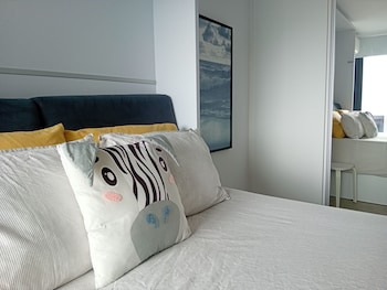 beautiful studio in gibraltar e1 suites and spa