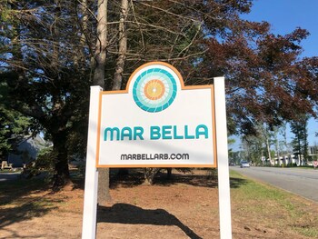mar bella