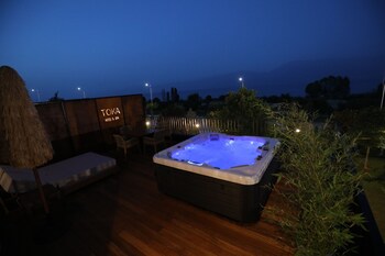 toka hotel restaurant