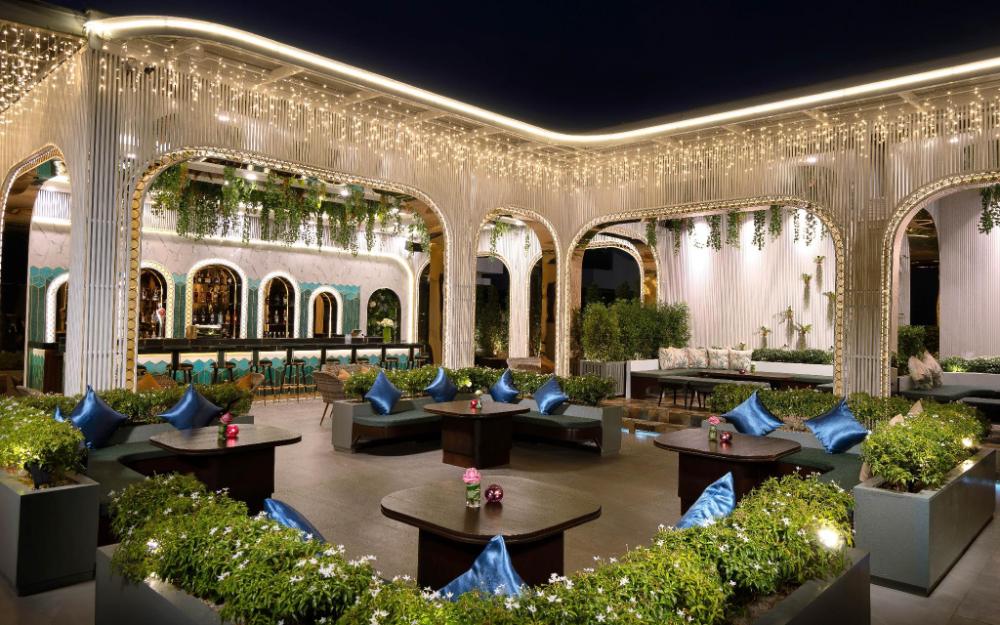 koulen central hotel