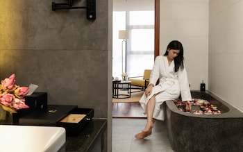 koulen central hotel