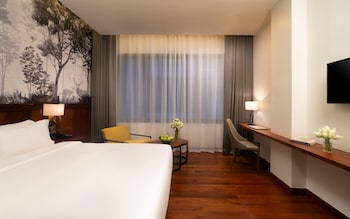 koulen central hotel