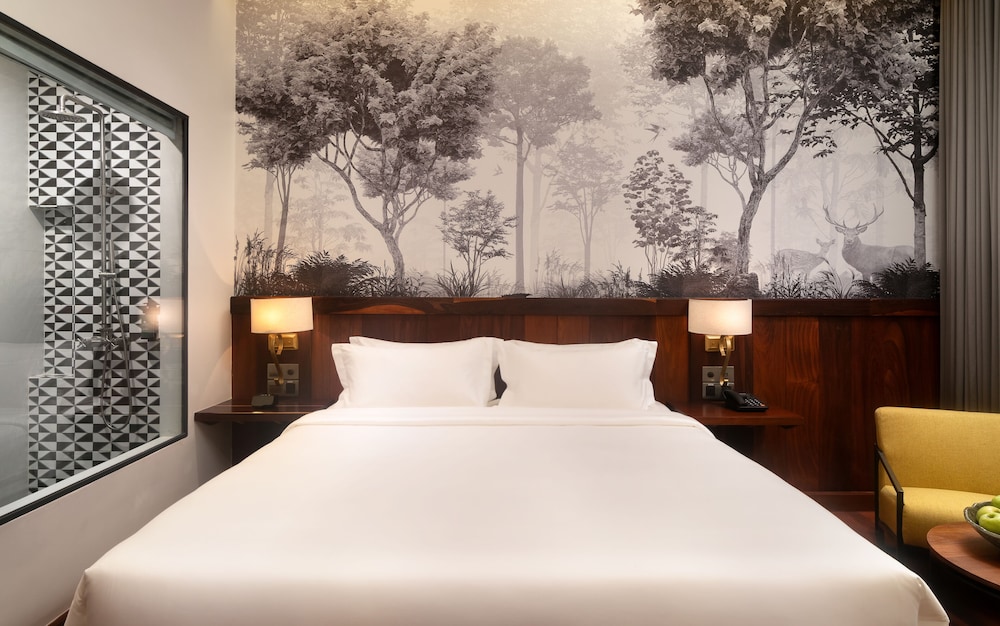 koulen central hotel