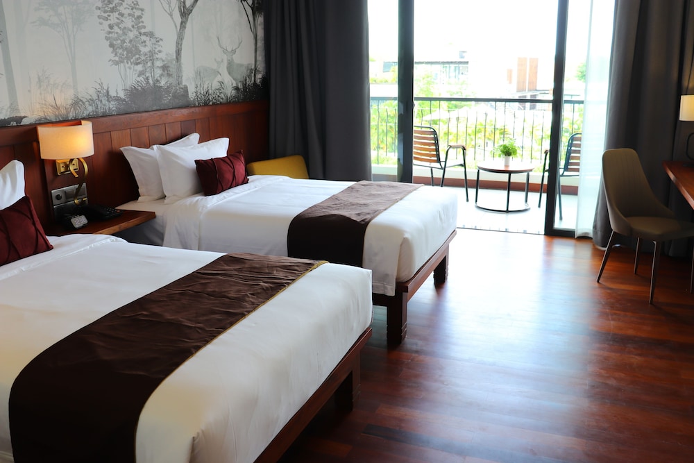 koulen central hotel